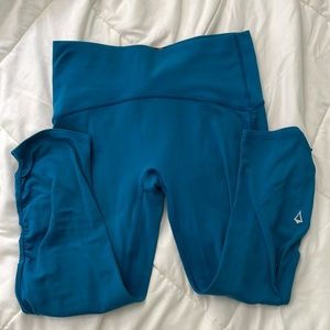 IVIVA blue leggings!